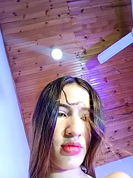 Snapshot of -Nicol chatting on 02-12-25, 10:14 -Nicol online show from 02-12-25, 10:14