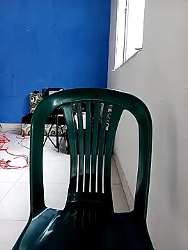 Snapshot of -Nicol chatting on 03-04-25, 04:41 -Nicol online show from 03-04-25, 04:41