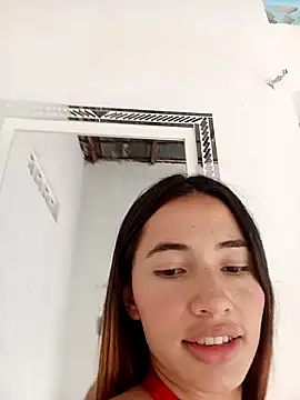 Snapshot of -Nicol chatting on 03-18-25, 01:42 -Nicol online show from 03-18-25, 01:42