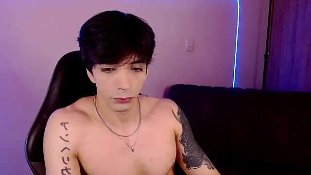 Snapshot of H3ll_B0I chatting on 05-16-26, 10:36 H3ll B0I online show from 05-16-26, 10:36
