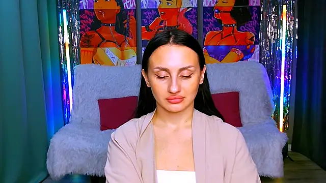 EmiliaBeynard online show from 03-18-25, 05:10