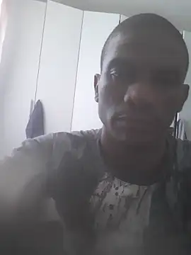 Snapshot of diablok1705 chatting on 10-22-25, 03:56 diablok1705 online show from 10-22-25, 03:56