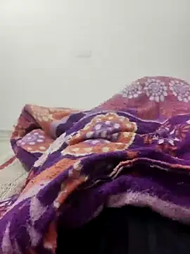 Snapshot of xmanrawan2 chatting on 02-04-25, 05:12 xmanrawan2 online show from 02-04-25, 05:12