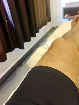 Snapshot of xmanrawan2 chatting on 02-09-25, 07:38 xmanrawan2 online show from 02-09-25, 07:38