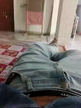 Snapshot of xmanrawan2 chatting on 03-04-25, 06:47 xmanrawan2 online show from 03-04-25, 06:47