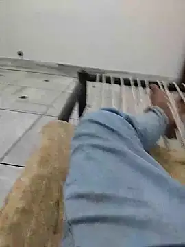 Snapshot of xmanrawan2 chatting on 03-12-25, 02:12 xmanrawan2 online show from 03-12-25, 02:12