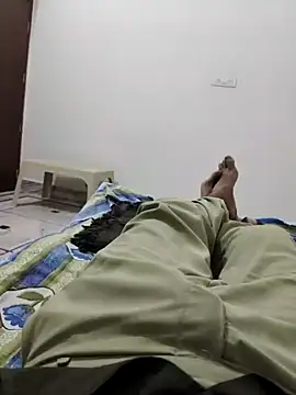 Snapshot of xmanrawan2 chatting on 11-08-25, 03:45 xmanrawan2 online show from 11-08-25, 03:45