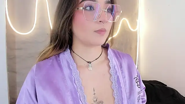 Shanntal  online show from 02-19-26, 07:43