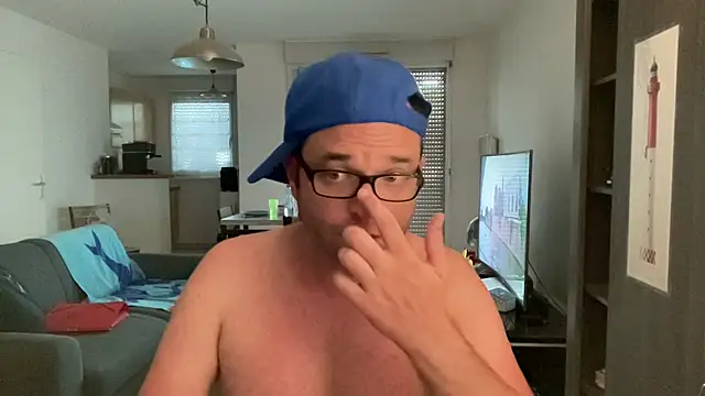 Funnyjul31 online show from 07-31-26, 04:28
