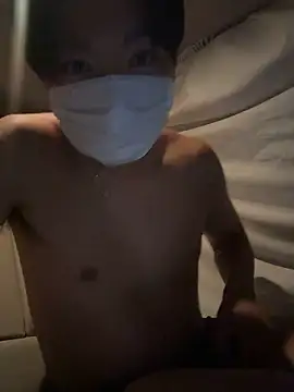 Snapshot of RUKI042 chatting on 09-09-25, 01:10 RUKI042 online show from 09-09-25, 01:10