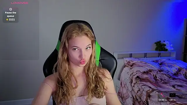 maria plaudice online show from 07-06-26, 04:42