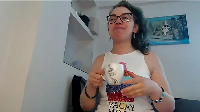 Ju-Hot online show from 04-22-26, 01:23