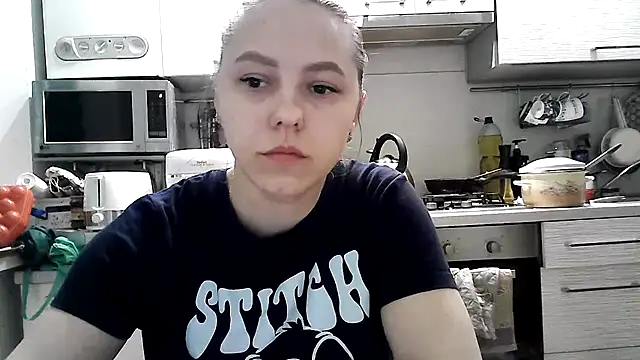 Snapshot of Misssweet_s chatting on 02-25-25, 06:42 Misssweet s online show from 02-25-25, 06:42