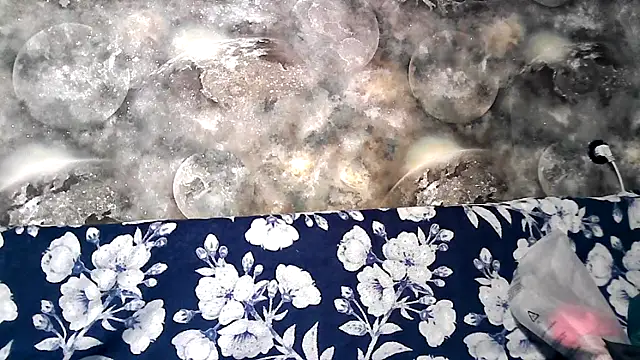 Snapshot of Misssweet_s chatting on 09-25-25, 05:22 Misssweet s online show from 09-25-25, 05:22