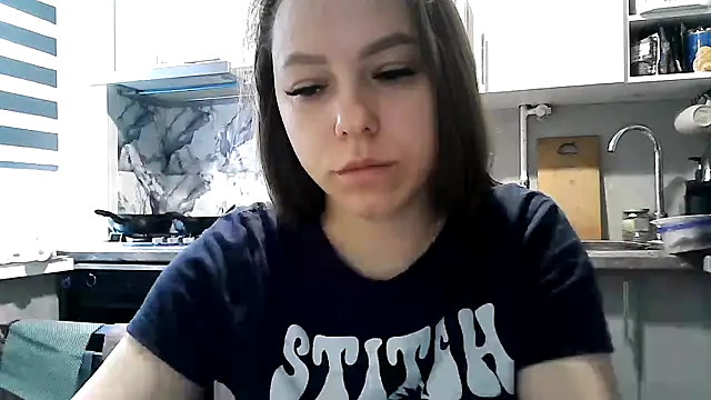 Snapshot of Misssweet_s chatting on 11-01-25, 05:31 Misssweet s online show from 11-01-25, 05:31