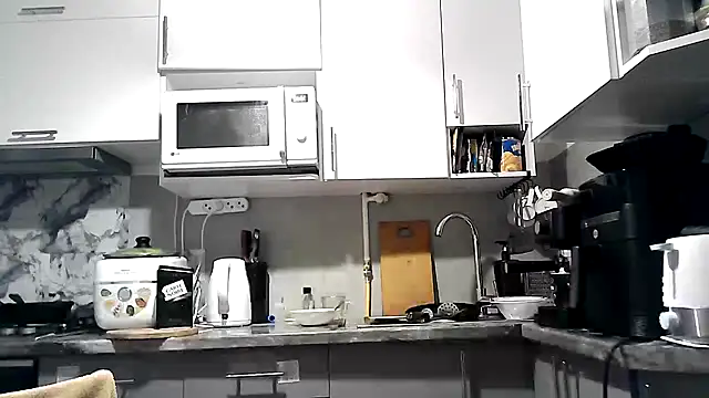 Snapshot of Misssweet_s chatting on 11-10-25, 06:34 Misssweet s online show from 11-10-25, 06:34