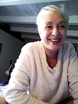 divinaerotica online show from 04-01-26, 01:41