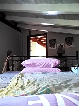 divinaerotica online show from 04-07-26, 12:05