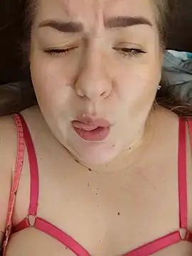 Snapshot of sam0and0katy chatting on 10-23-25, 07:23 sam0and0katy online show from 10-23-25, 07:23