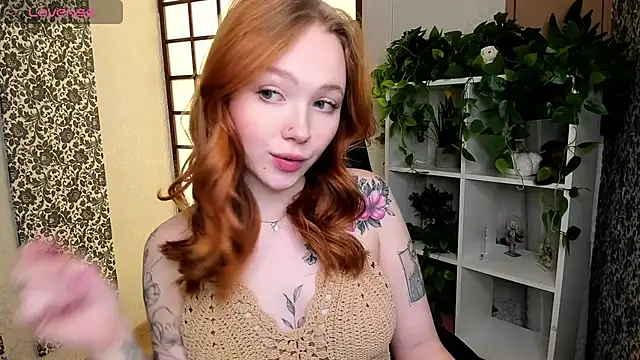 Maya Light online show from 02-16-25, 01:47