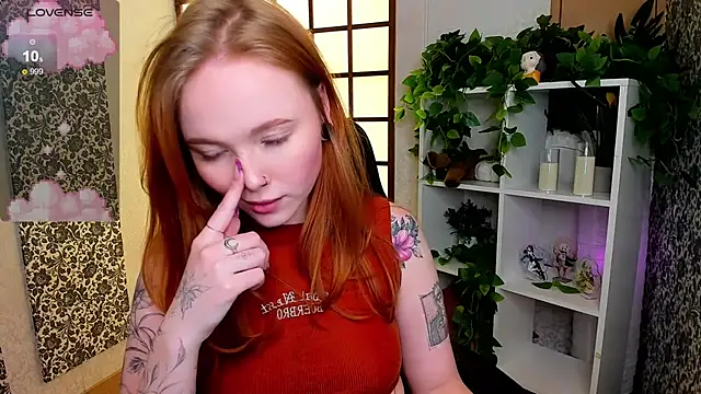 Maya Light online show from 02-24-25, 05:00