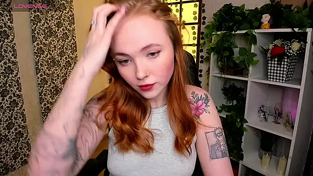 Maya Light online show from 03-01-25, 07:41