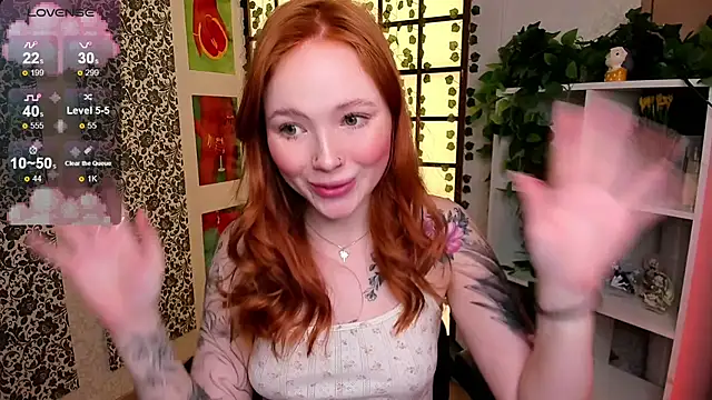 Maya Light online show from 03-13-25, 01:43