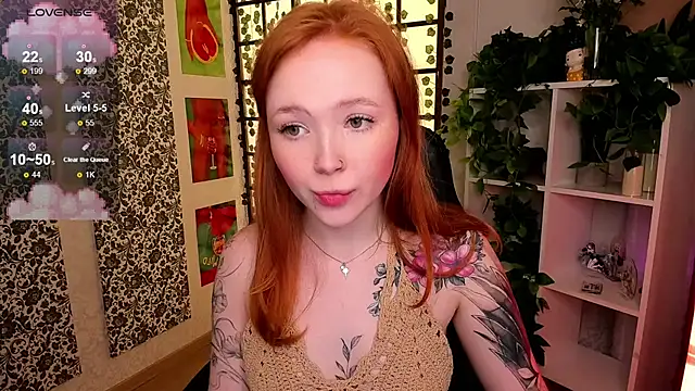 Maya Light online show from 03-19-25, 01:43