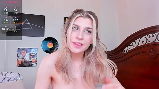 Snapshot of heartseduction chatting on 10-05-25, 07:39 heartseduction online show from 10-05-25, 07:39