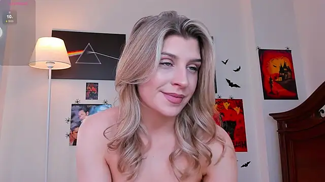 Snapshot of heartseduction chatting on 11-21-25, 11:53 heartseduction online show from 11-21-25, 11:53