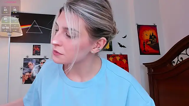 Snapshot of heartseduction chatting on 11-26-25, 07:20 heartseduction online show from 11-26-25, 07:20