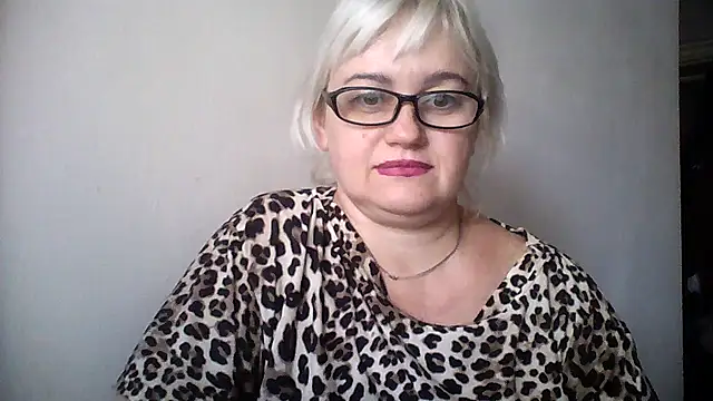 Snapshot of Mayya4321 chatting on 09-28-25, 07:03 Mayya4321 online show from 09-28-25, 07:03