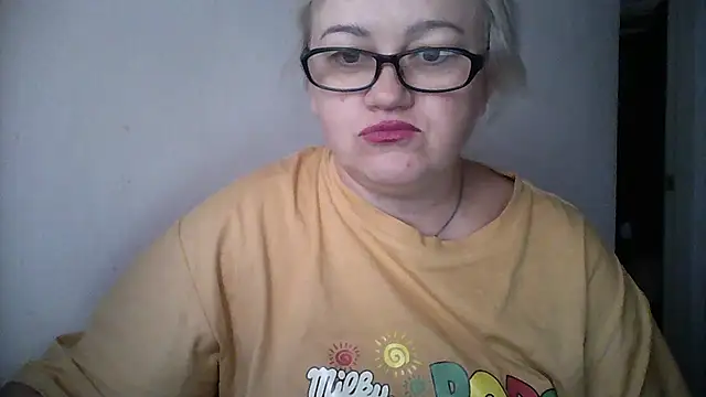 Snapshot of Mayya4321 chatting on 10-12-25, 07:07 Mayya4321 online show from 10-12-25, 07:07