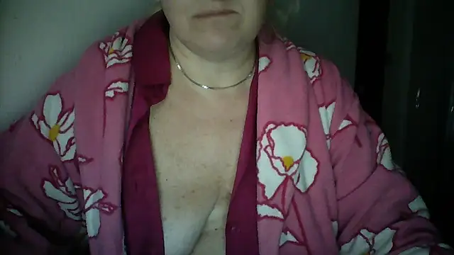 Snapshot of Mayya4321 chatting on 11-08-25, 07:41 Mayya4321 online show from 11-08-25, 07:41