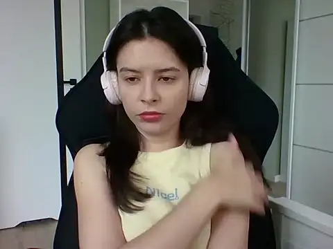 LariceSexy online show from 03-26-26, 01:06