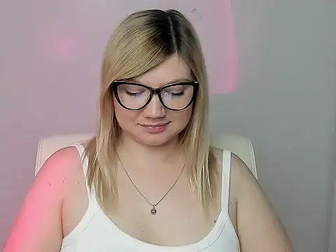 Lola moree online show from 09-29-25, 11:48