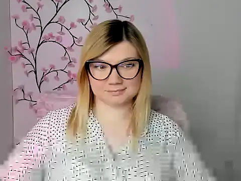 Lola moree online show from 04-10-26, 11:37