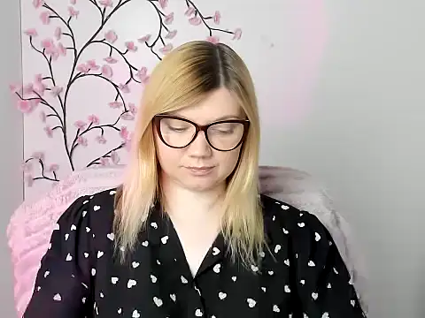 Lola moree online show from 05-20-26, 11:49