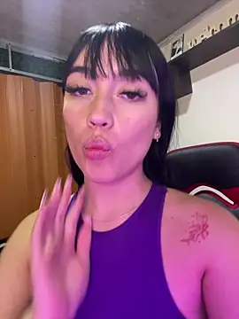 Melody rousse  online show from 10-17-25, 07:38