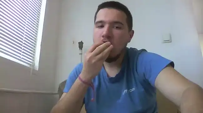 Drag Queen online show from 03-16-25, 03:28