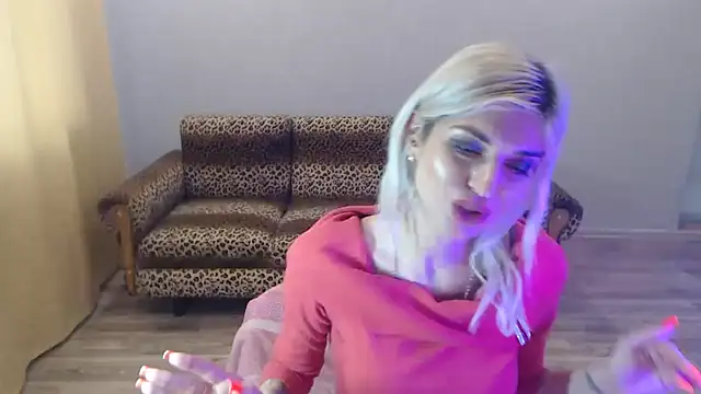 Snapshot of SexyBeatriice chatting on 02-01-25, 10:26 SexyBeatriice online show from 02-01-25, 10:26