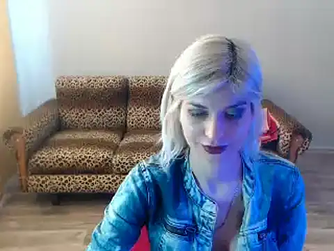 Snapshot of SexyBeatriice chatting on 03-02-25, 10:24 SexyBeatriice online show from 03-02-25, 10:24