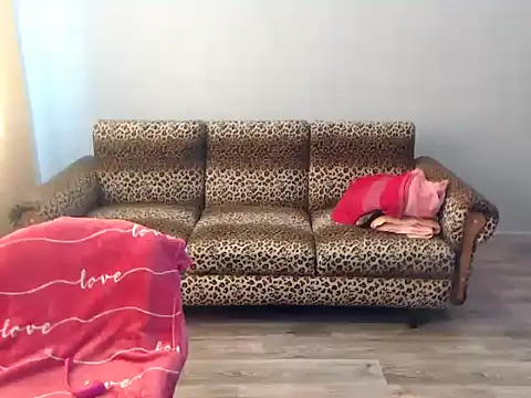 Snapshot of SexyBeatriice chatting on 09-28-25, 06:19 SexyBeatriice online show from 09-28-25, 06:19