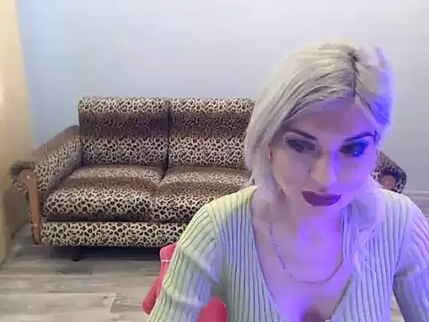 Snapshot of SexyBeatriice chatting on 11-09-25, 07:39 SexyBeatriice online show from 11-09-25, 07:39