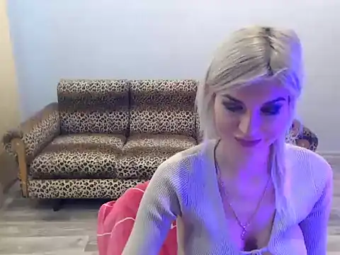 Snapshot of SexyBeatriice chatting on 11-11-25, 07:30 SexyBeatriice online show from 11-11-25, 07:30