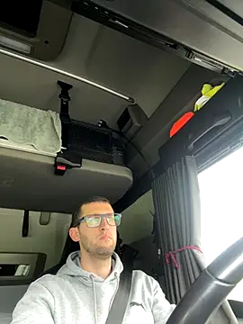 Eriic8888 online show from 11-17-25, 09:26