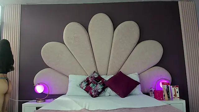 CandyLuxury   online show from 07-27-26, 08:27