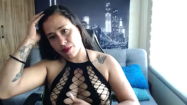 kamila lovee online show from 11-04-25, 01:21