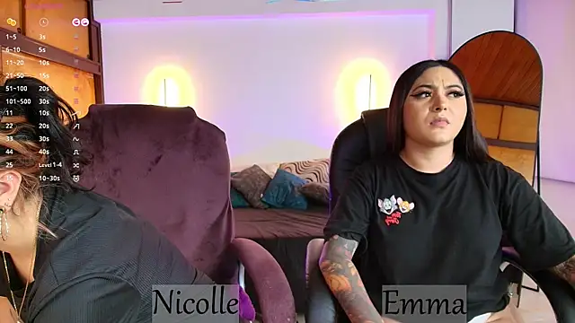 Snapshot of _Emma11 chatting on 02-05-25, 01:26 Emma11 online show from 02-05-25, 01:26