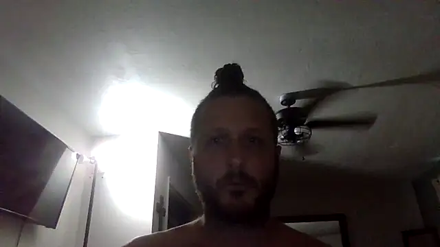 Snapshot of kingocala0830 chatting on 07-15-26, 11:43 kingocala0830 online show from 07-15-26, 11:43